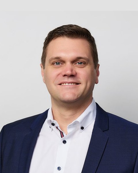 Porträt Simon Schmidt